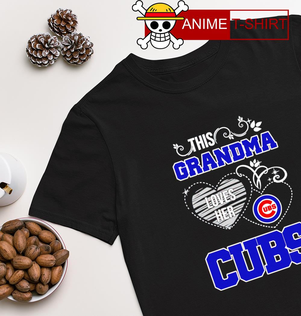 This grandma loves her Chicago Cubs T-shirt